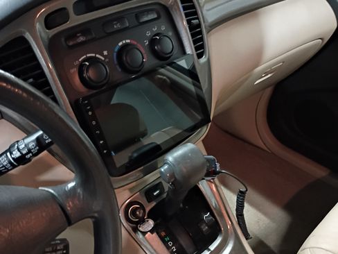 Used 2003 Toyota Highlander Limited image 21