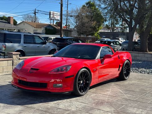 Used 2010 Chevrolet Corvette Z06 w/ Preferred Equipment Group image 5