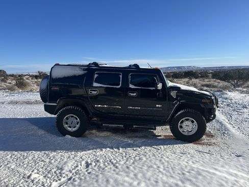 Used 2003 HUMMER H2 Luxury w/ Preferred Equipment Group image 4