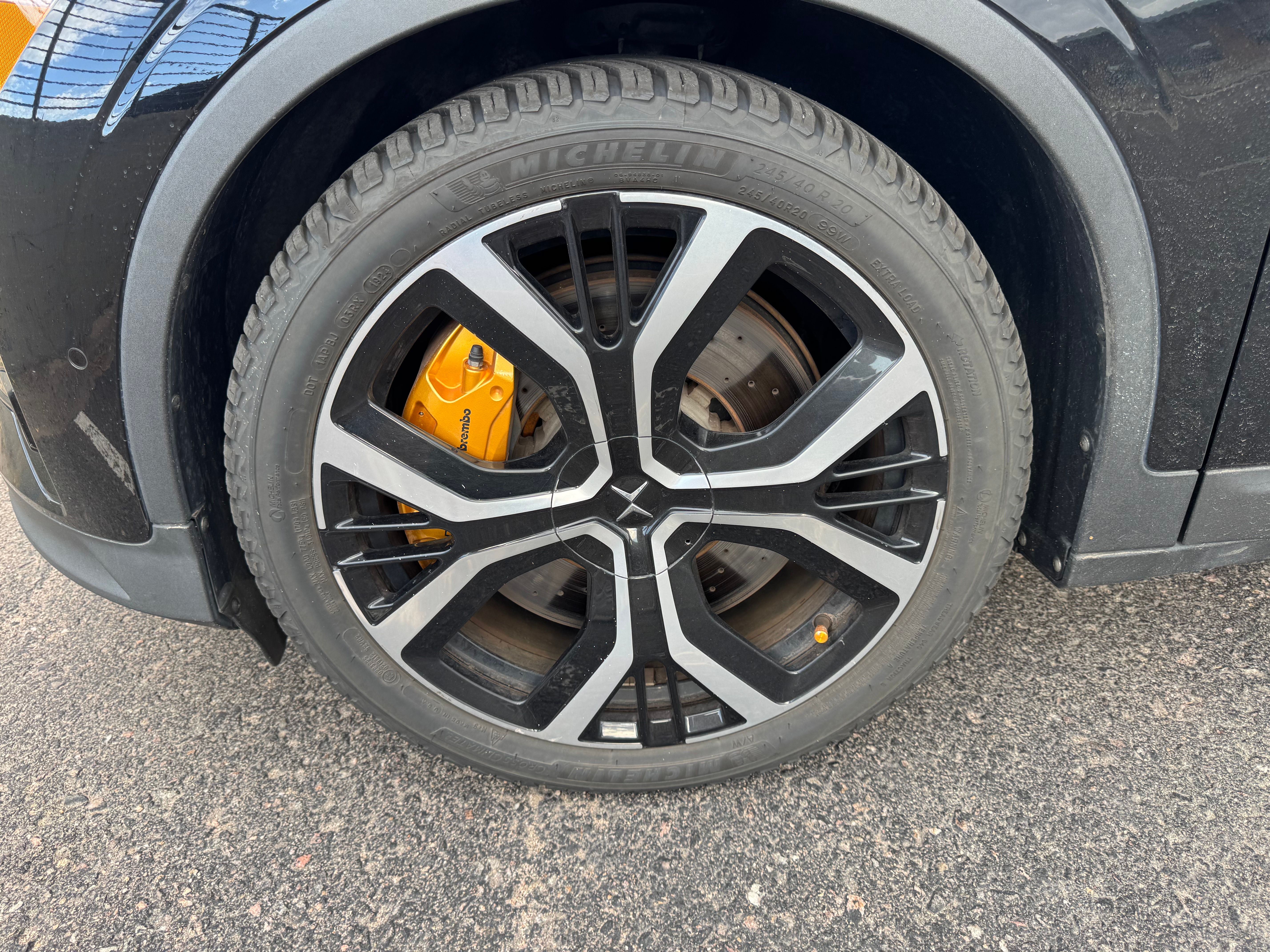 Used 2021 Polestar Polestar 2 w/ Performance Package AWD/4WD image 9