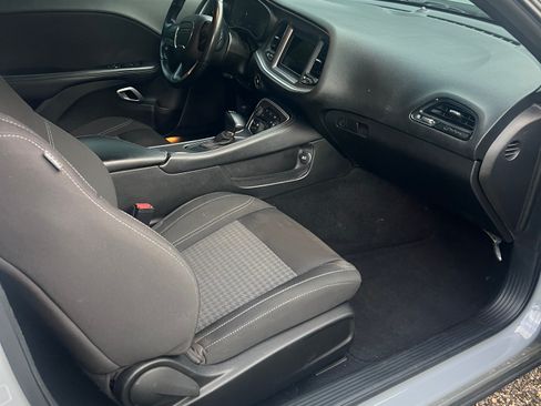 Used 2022 Dodge Challenger SXT w/ Blacktop Package image 15