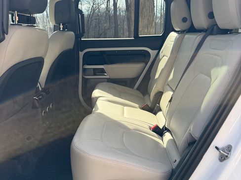 Used 2023 Land Rover Defender 130 First Edition image 11