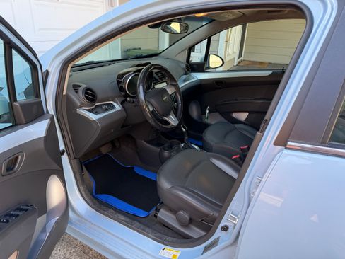 Used 2015 Chevrolet Spark LT FWD image 6