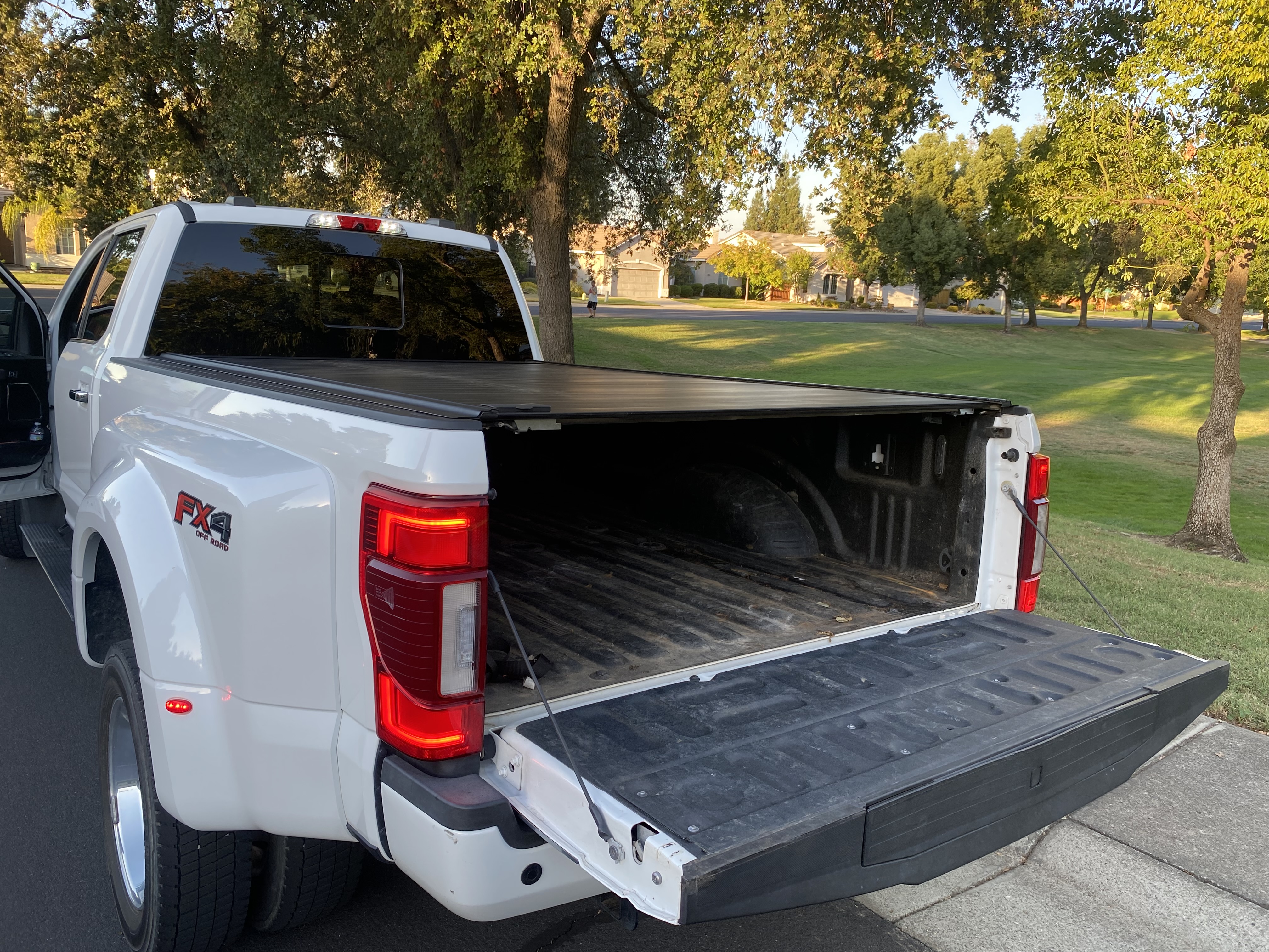 Used 2020 Ford F450 Platinum w/ FX4 Off-Road Package AWD/4WD image 15