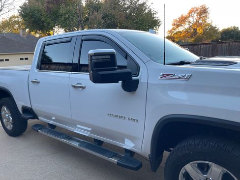 Used 2020 Chevrolet Silverado 2500 LTZ w/ LTZ Plus Package image 26