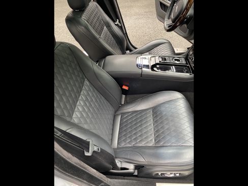 Used 2018 Jaguar XJ L Portfolio AWD/4WD image 19