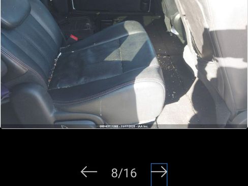 Used 2018 Dodge Grand Caravan SE image 8