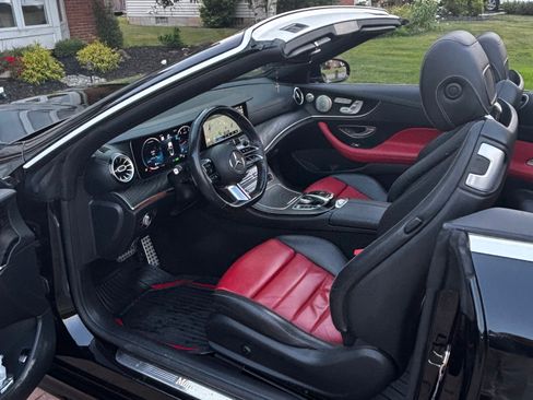 Used 2023 Mercedes-Benz E 450 4MATIC Cabriolet image 11