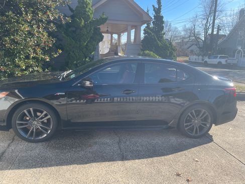 Used 2018 Acura TLX V6 w/ Technology & A-SPEC Pkg image 4