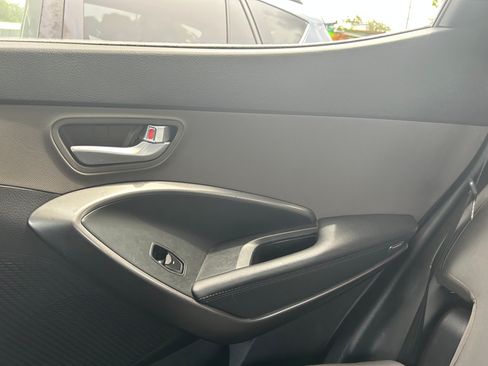 Used 2018 Hyundai Santa Fe Sport image 6