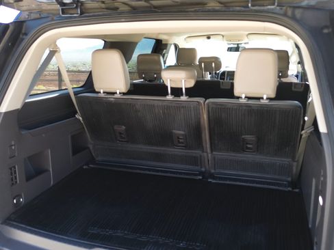 Used 2018 Ford Expedition Max XLT w/ Equipment Group 202A image 16