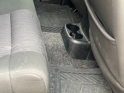 Used 2012 Jeep Wrangler Unlimited Sport image 12