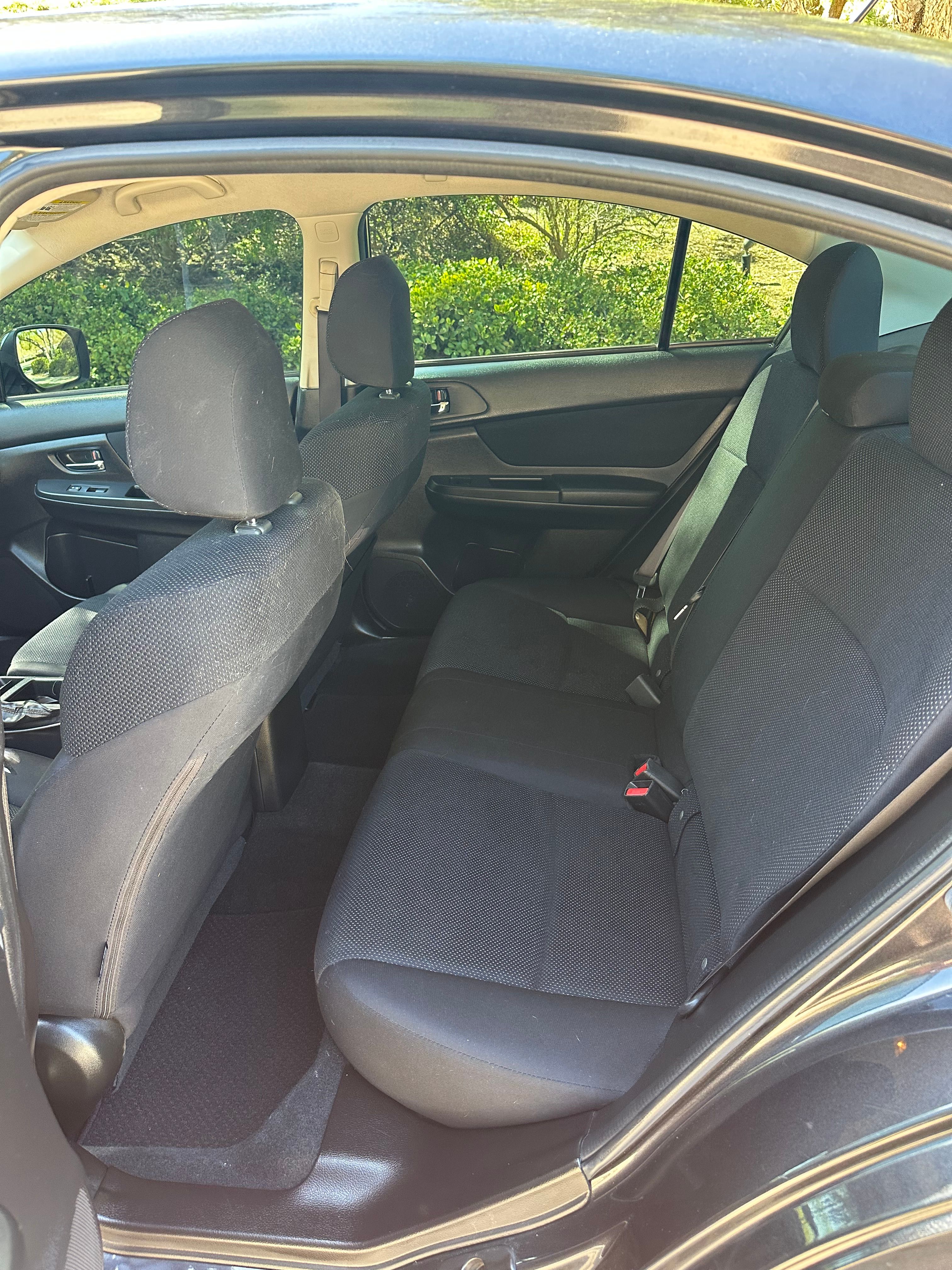 Used 2014 Subaru Impreza 2.0i Premium w/ All-Weather Package w/CVT AWD/4WD image 17
