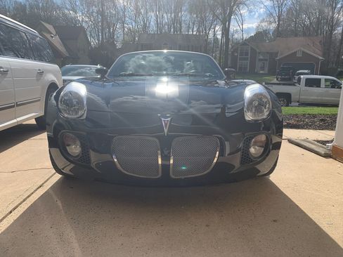 Used 2008 Pontiac Solstice GXP w/ Premium Package RWD image 11