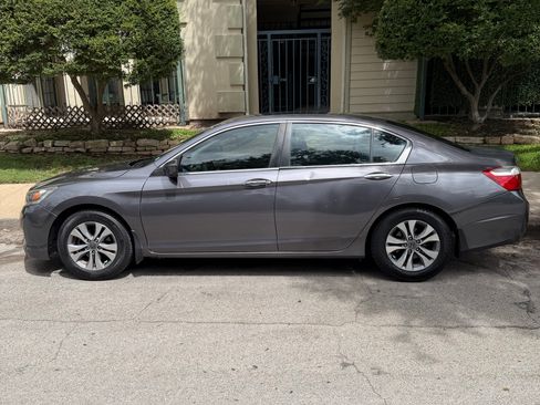 Used 2015 Honda Accord LX image 9