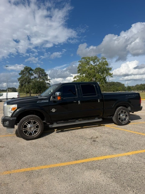 Used 2013 Ford F250 Platinum w/ FX4 Off Road Pkg AWD/4WD image 1