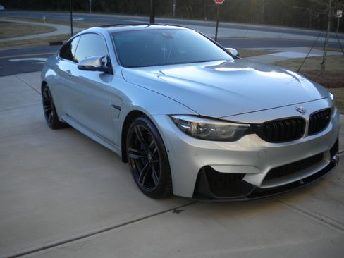 Used 2018 BMW M4 Coupe image 13