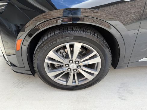 Used 2022 Cadillac XT6 Premium Luxury w/ Platinum Package image 15