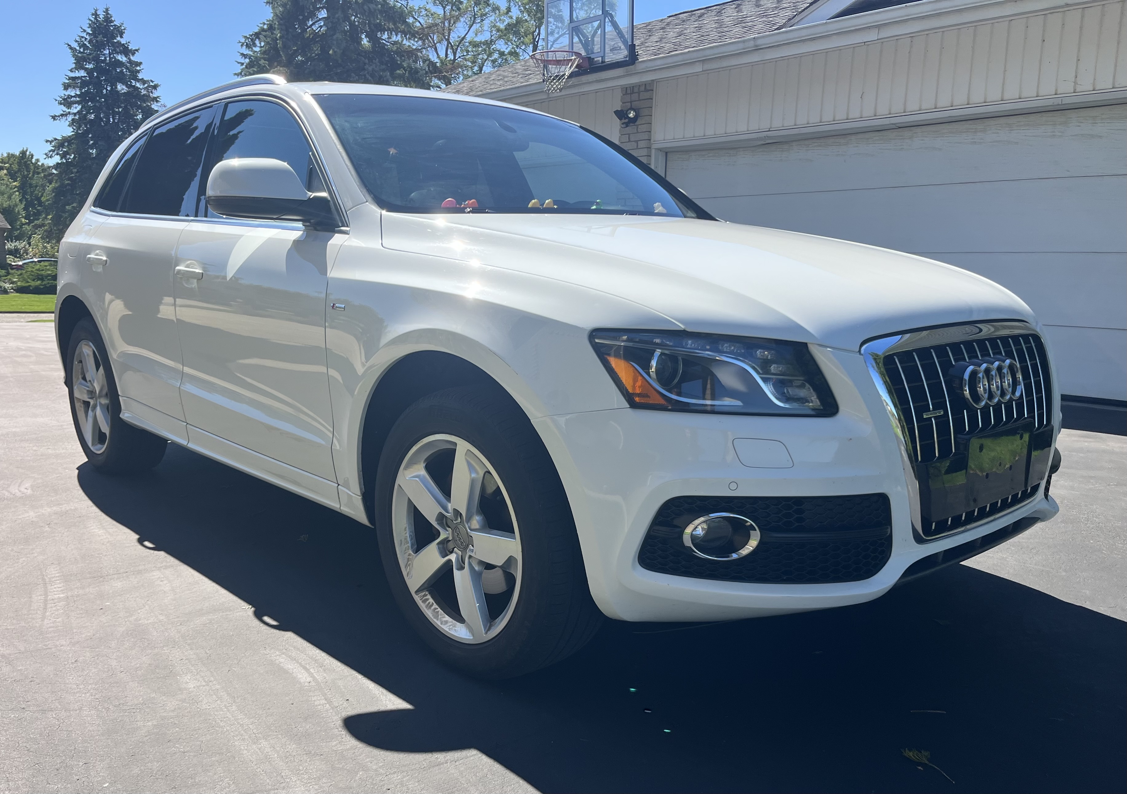 Used 2012 Audi Q5 3.2 Premium Plus w/ Audi MMI Navigation Plus Pkg AWD/4WD image 2