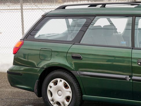 Used 2000 Subaru Legacy L image 27