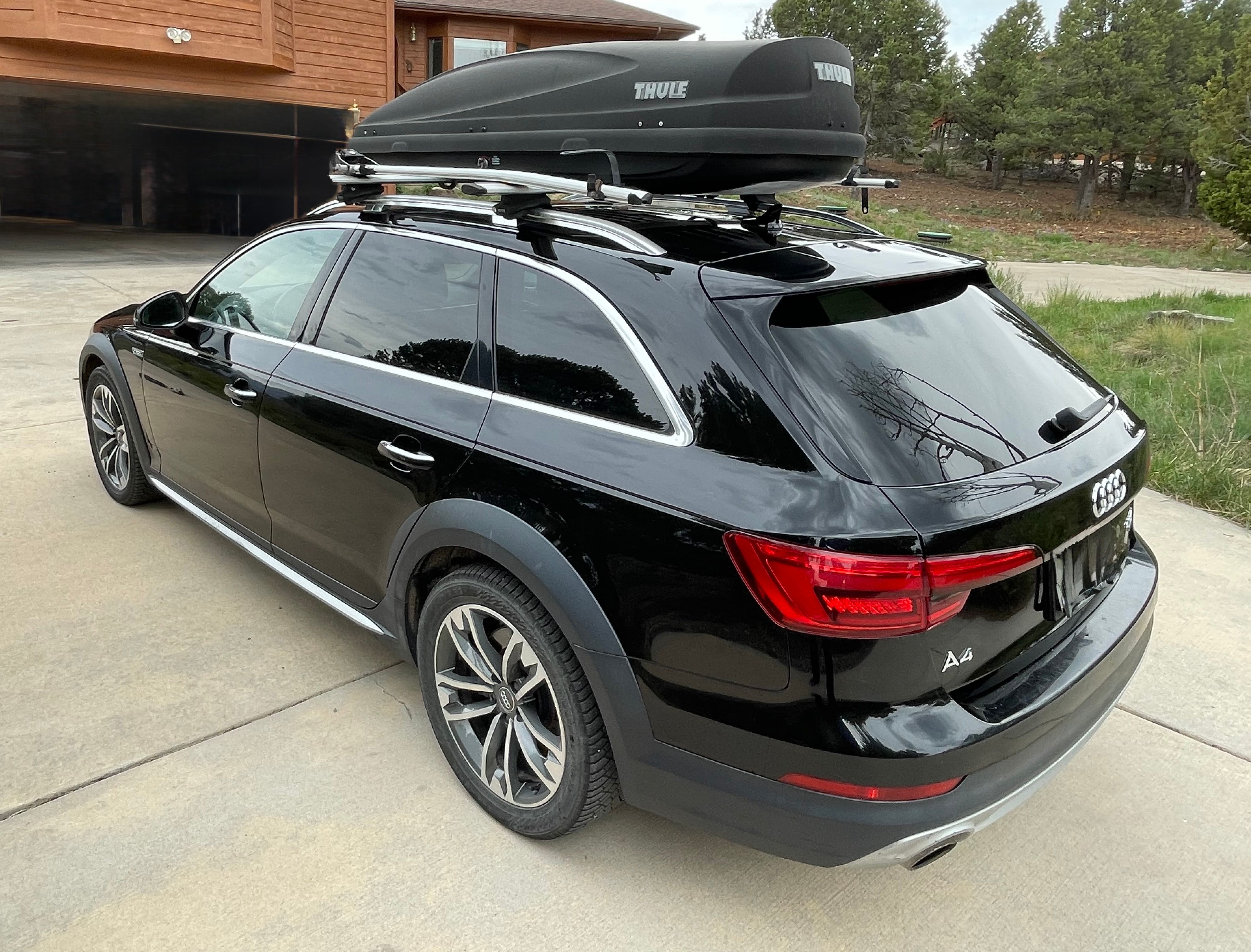 Used 2017 Audi A4 2.0T allroad Premium w/ Audi MMI Navigation Plus AWD/4WD image 5