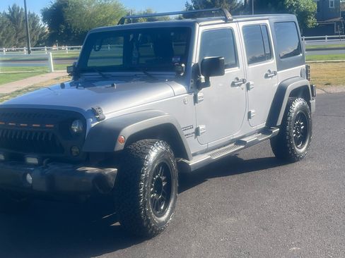 Used 2015 Jeep Wrangler Unlimited Sport w/ Quick Order Package 24S image 12