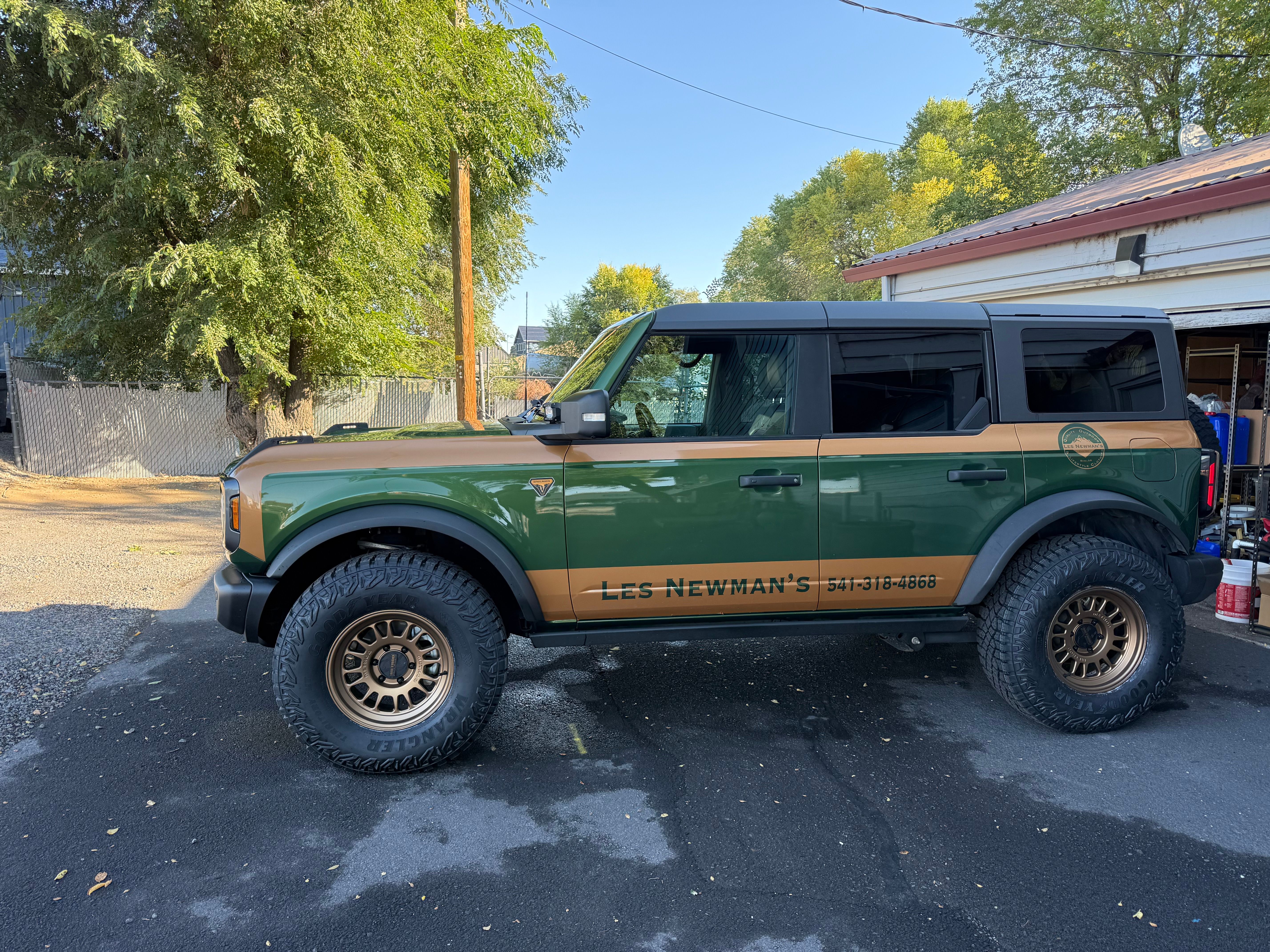 Used 2022 Ford Bronco Badlands AWD/4WD image 1