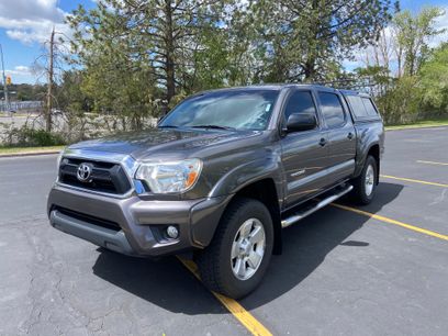 Used 2015 Toyota Tacoma PreRunner w/ SR5 Package