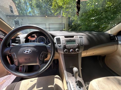 Used 2009 Hyundai Sonata GLS FWD image 8