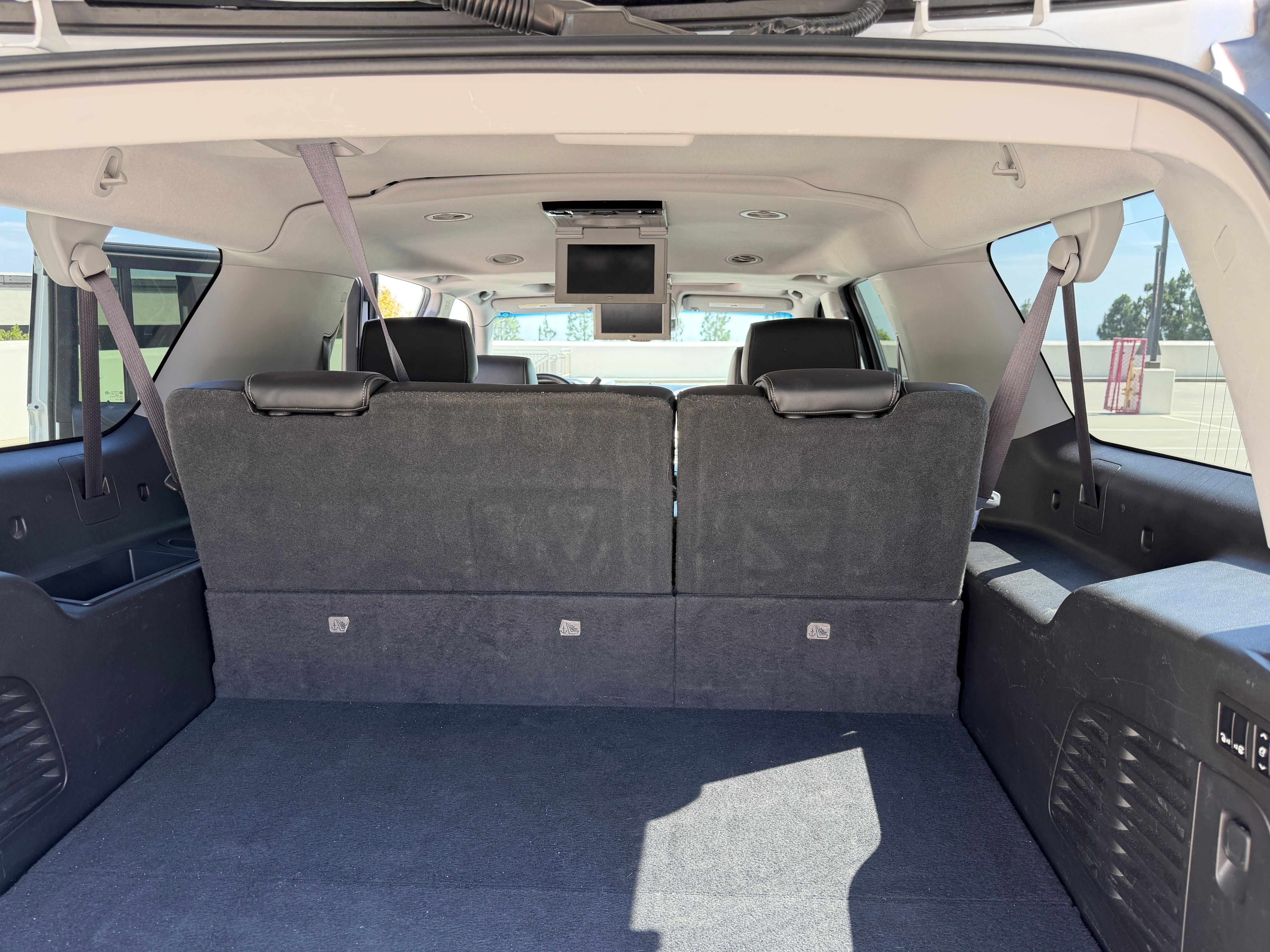Used 2016 GMC Yukon XL Denali w/ Open Road Package RWD image 10
