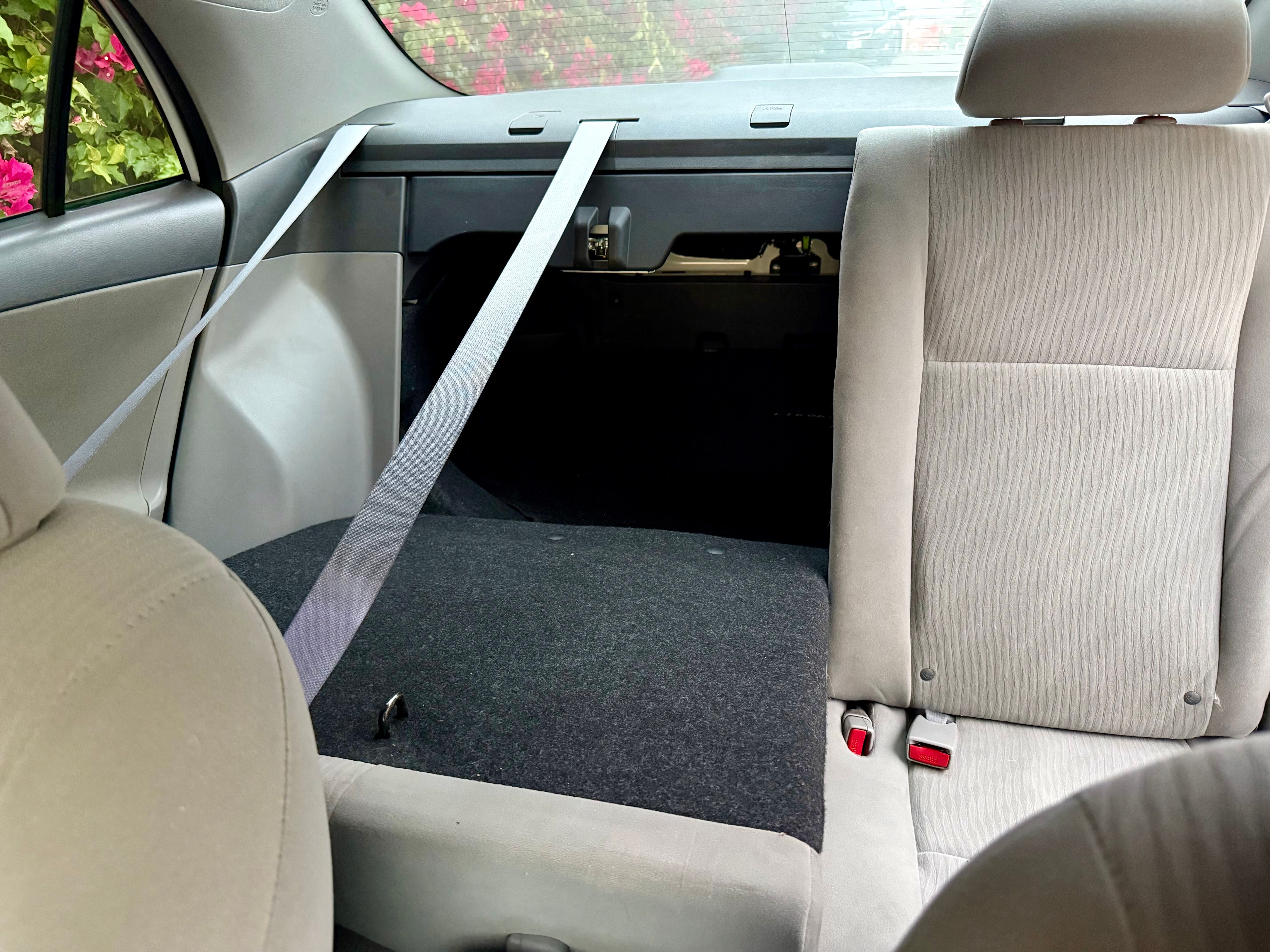 Used 2010 Toyota Corolla LE FWD image 12