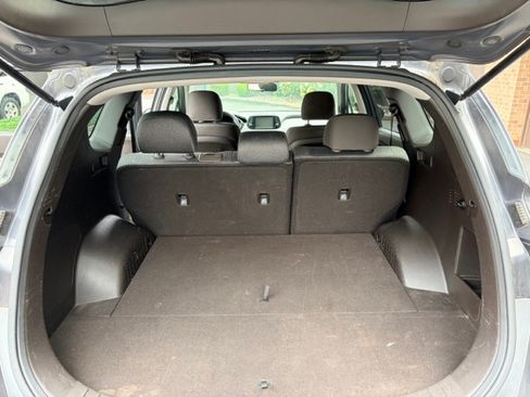 Used 2019 Hyundai Santa Fe SE AWD/4WD image 12