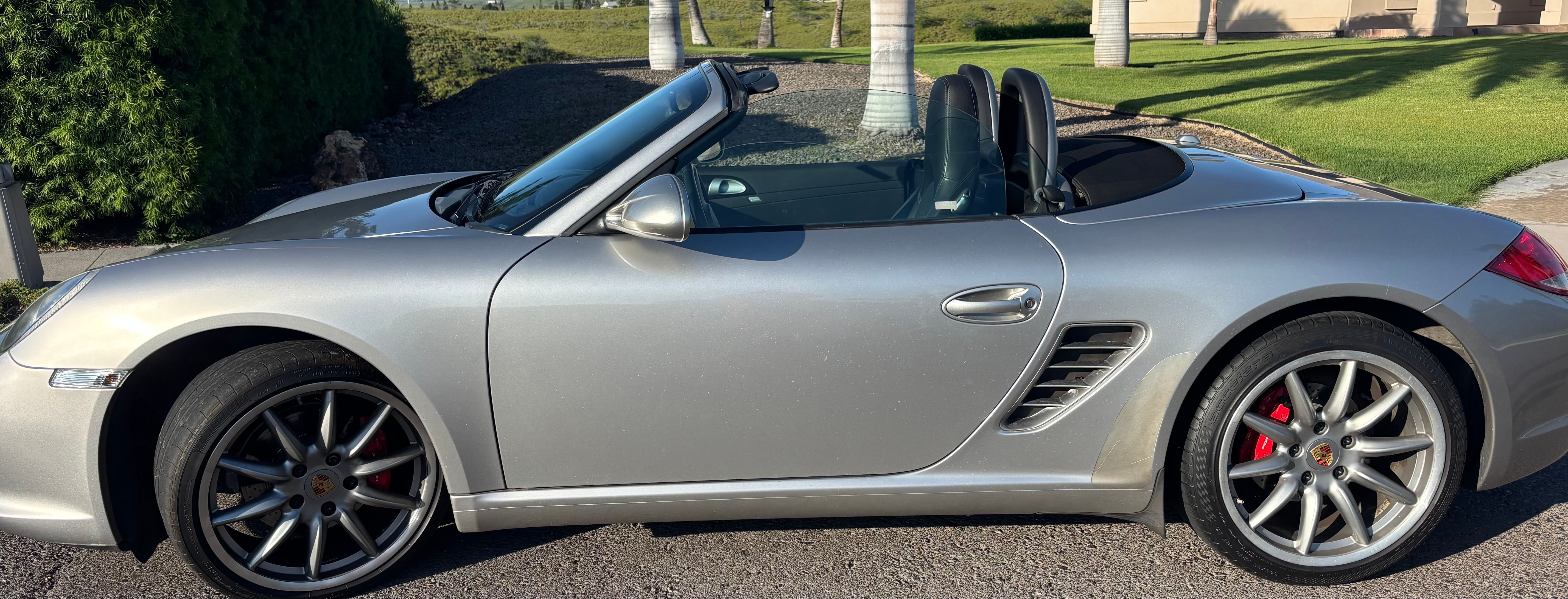 Used 2011 Porsche Boxster S RWD image 4