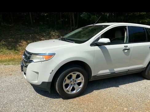 Used 2011 Ford Edge SEL w/ 202A Rapid Spec Order Code FWD image 5
