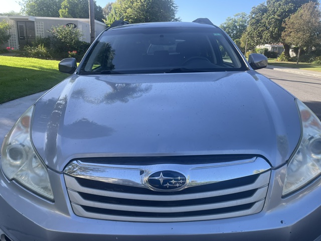 Used 2011 Subaru Outback 2.5i Limited w/ PWR Moonroof Pkg AWD/4WD image 1