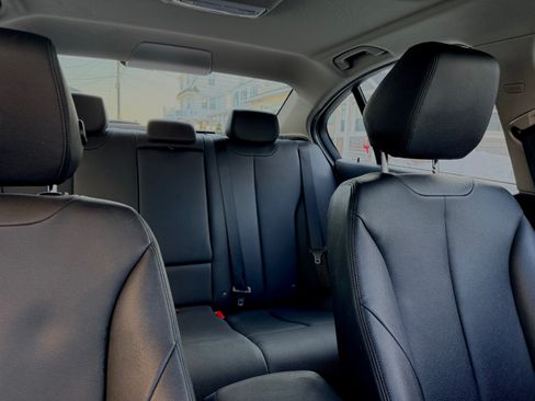 Used 2015 BMW 320i xDrive Sedan image 15