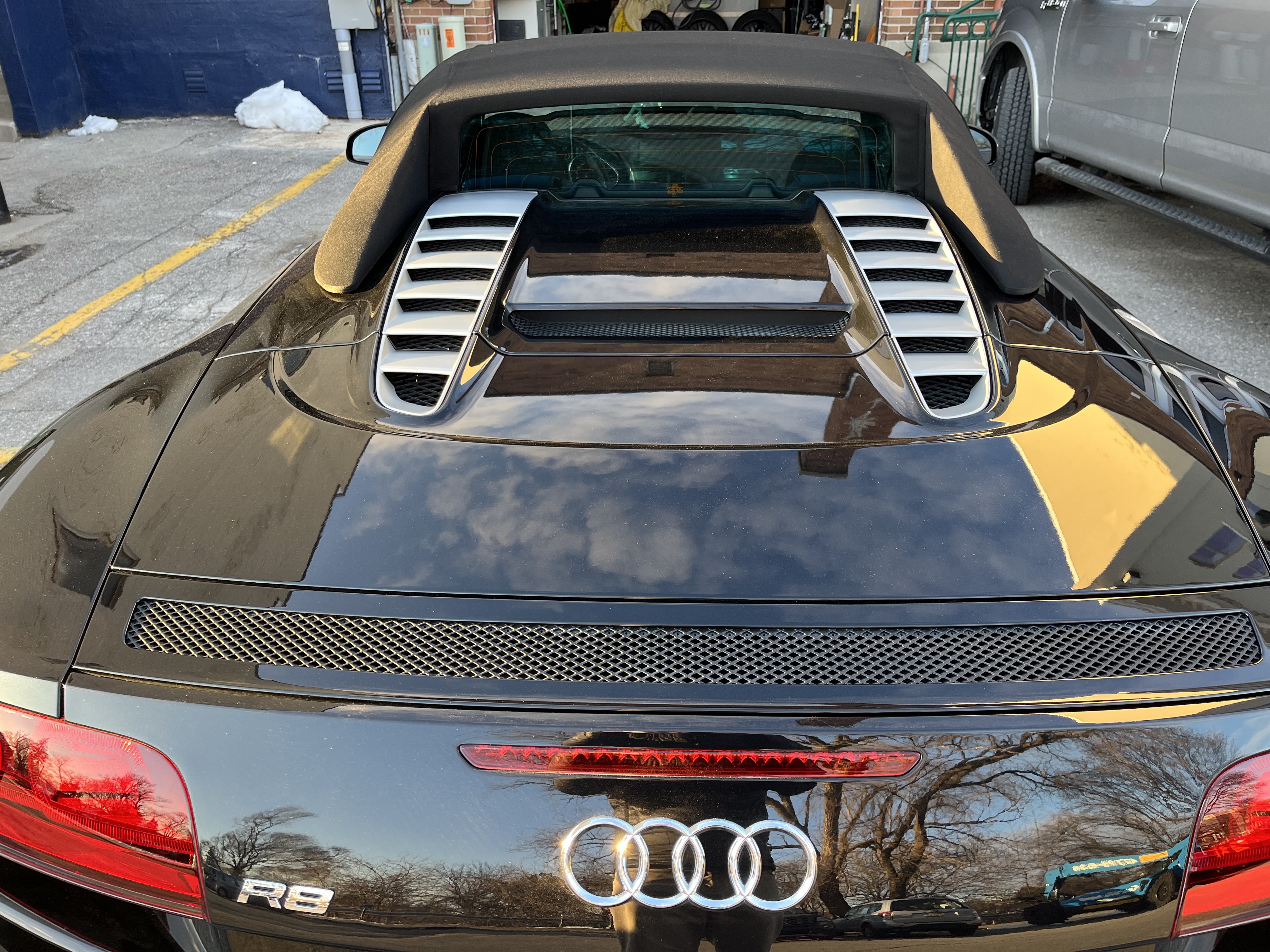 Used 2011 Audi R8 V10 AWD/4WD image 9