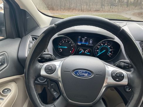 Used 2015 Ford Escape Titanium image 9