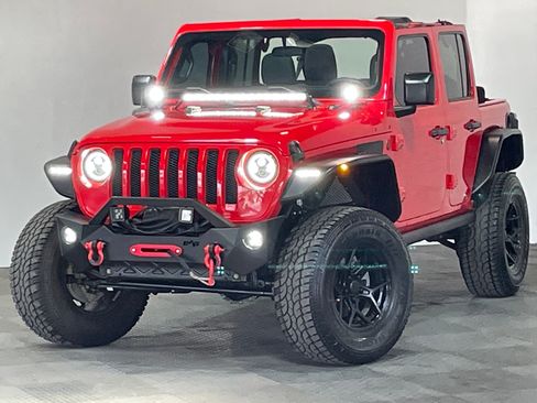 Used 2018 Jeep Wrangler Unlimited Sport S AWD/4WD image 2