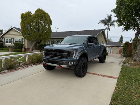 Used 2023 Ford F150 Raptor image 1