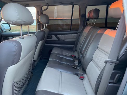 Used 1997 Toyota Land Cruiser image 28