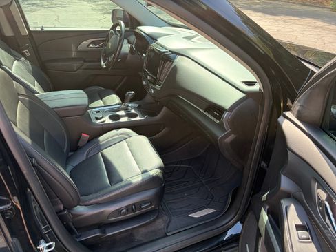 Used 2019 Chevrolet Traverse Premier w/ Redline Edition image 9