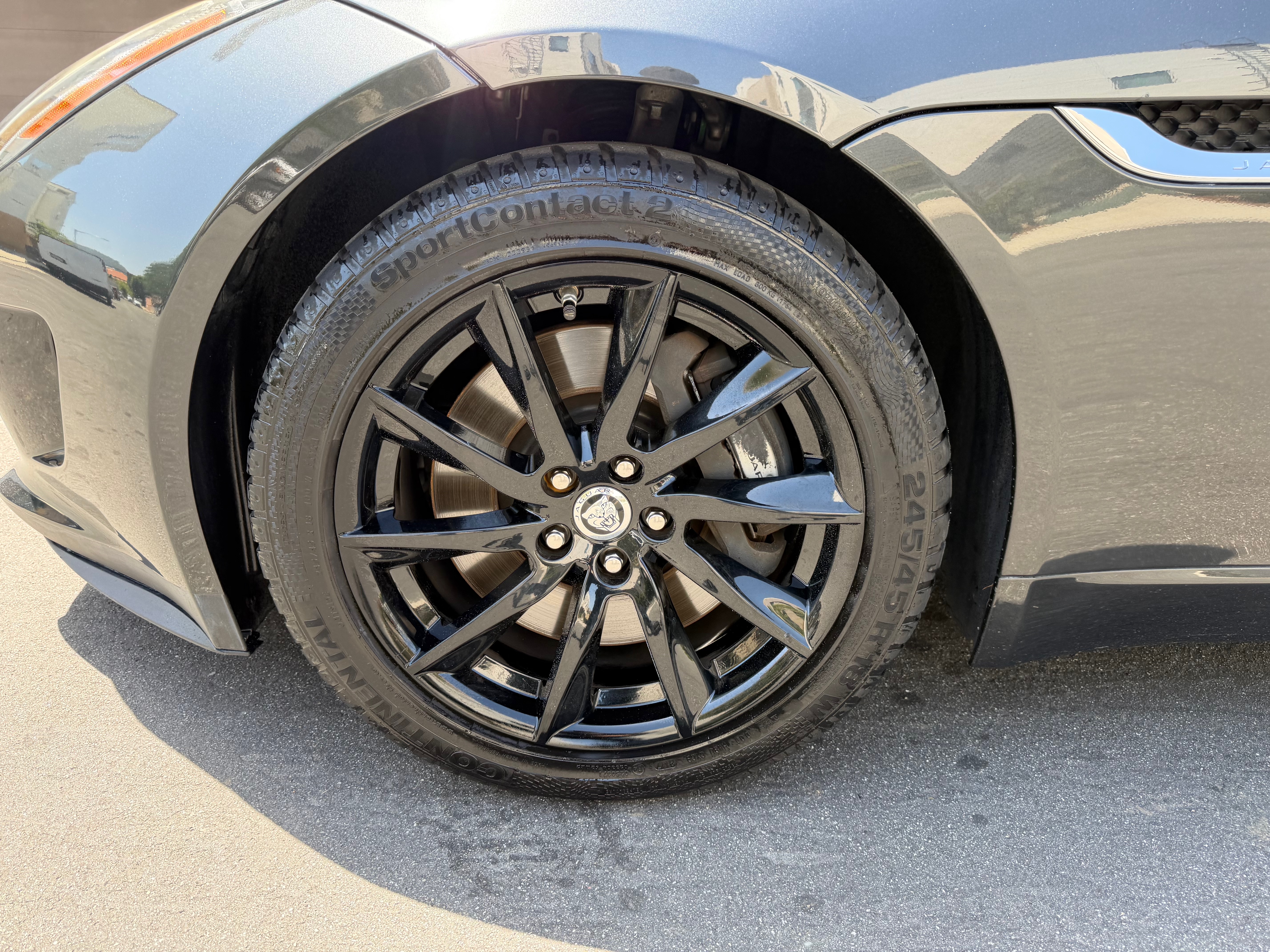 Used 2014 Jaguar F-TYPE Convertible RWD image 15