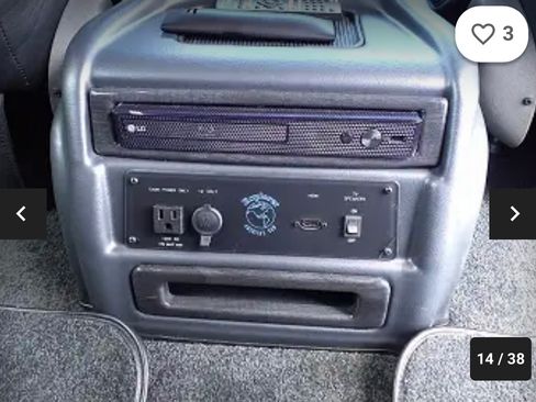 Used 2022 GMC Savana 2500 Extended w/ Enhanced Convenience Package image 16