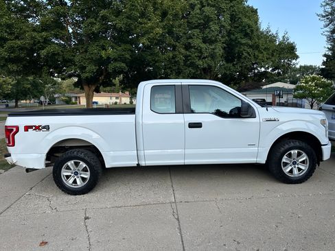Used 2016 Ford F150 XL w/ Equipment Group 101A Mid AWD/4WD image 6