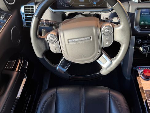Used 2017 Land Rover Range Rover image 15