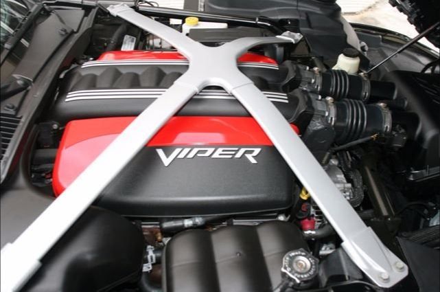 Used 2013 SRT Viper GTS w/ GTS Laguna Interior Pkg RWD image 5