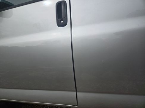 Used 2016 GMC Savana 3500 image 15