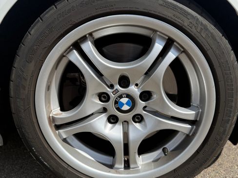 Used 2003 BMW 330i Sedan image 19