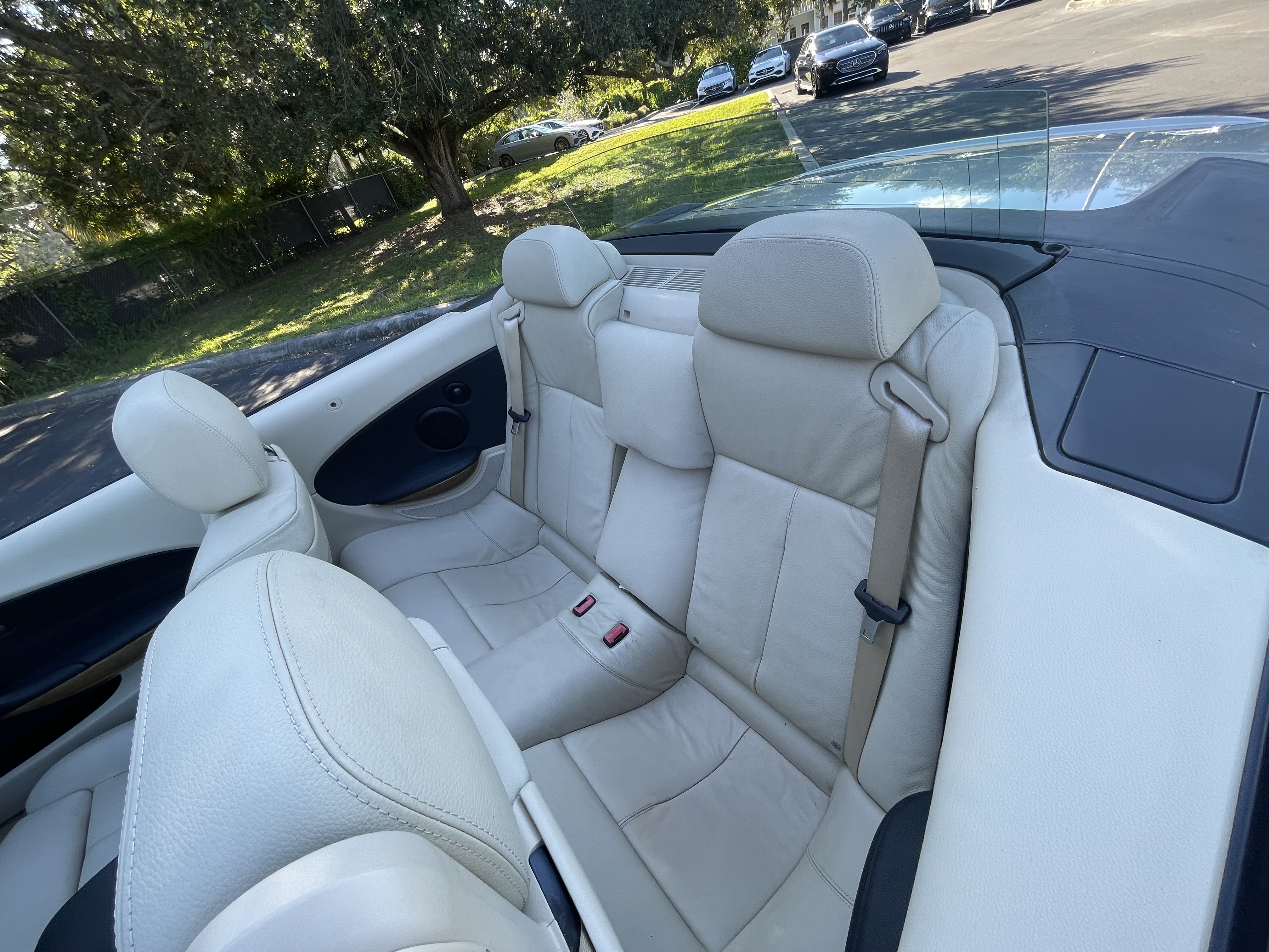 Used 2007 BMW 650i Convertible RWD image 10